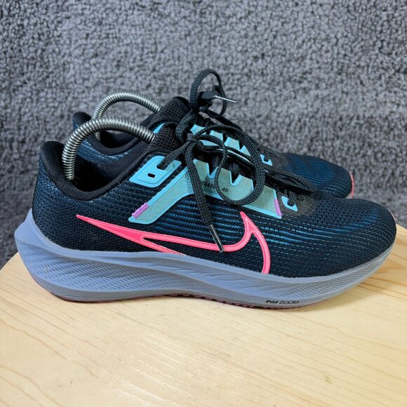 Nike Zoom Pegasus 40 SE Running Shoe Womens Size 9 Gym Training Sneakers - Picture 3 of 8